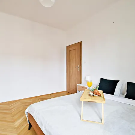 View - 63m2, Location, Workspace - By Rentujemy